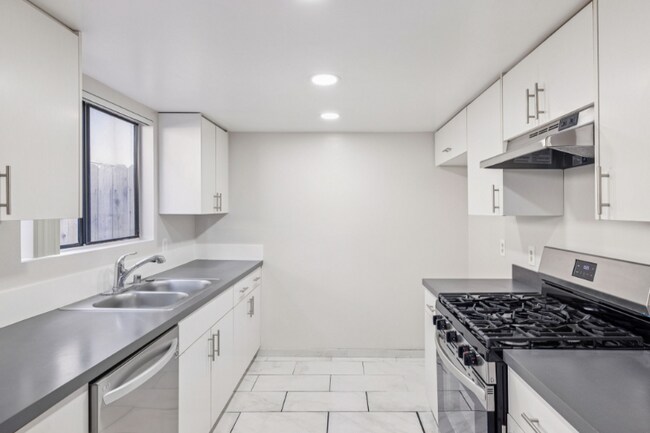 Foto del edificio - 507 E Cedar Ave