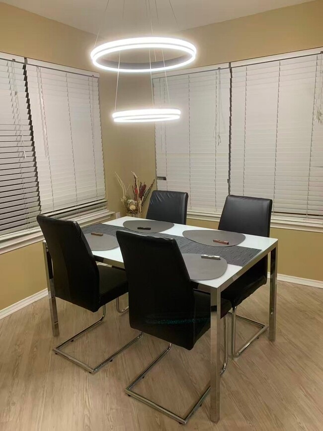 Building Photo - 4601 Peach Grove Rd