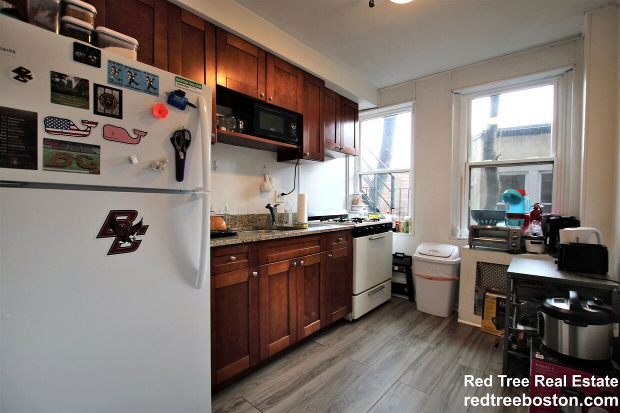 Photo - 1999 Commonwealth Avenue Apt #12A, Boston, MA 02135 - 3 BR 1 BA condo