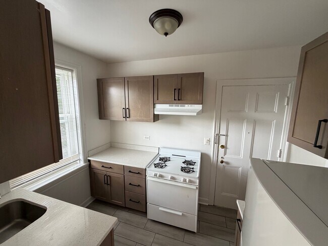 Foto del edificio - 4604 Grove St