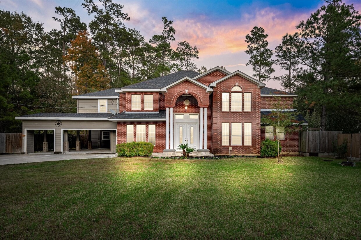 Primary Photo - 32726 Riverwood Dr