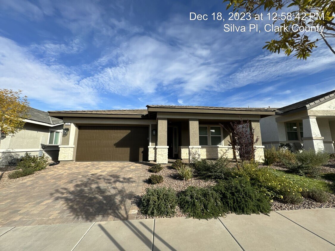 Primary Photo - Like New Single Story Home in Cadence/Hend...