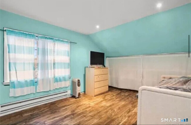 Foto del edificio - 2 Oak St