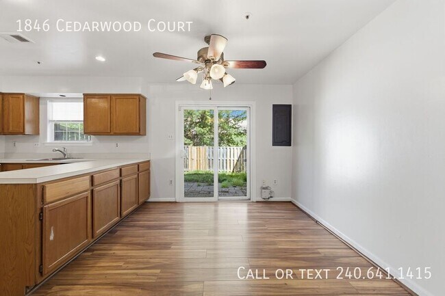 Foto del edificio - 1846 Cedarwood Ct