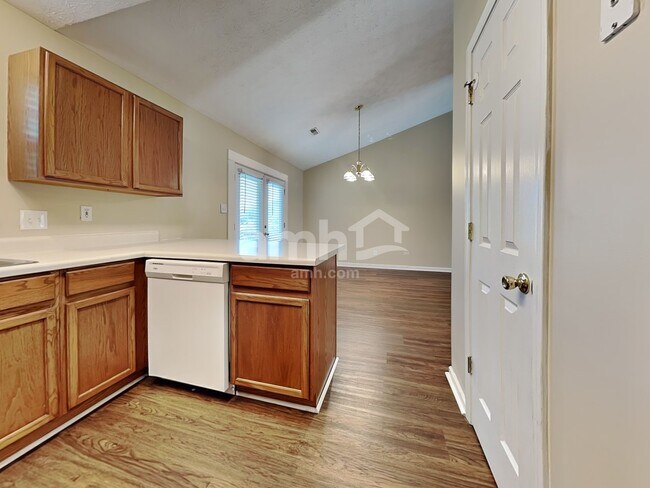 Foto del edificio - 7238 Austin Park Ln