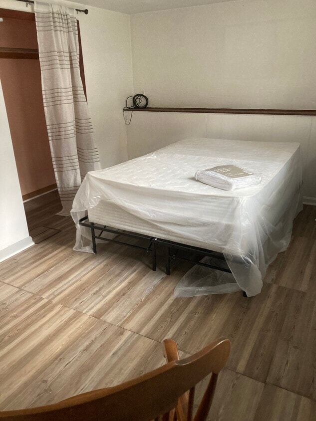 Building Photo - 44 Sandy Beach Rd