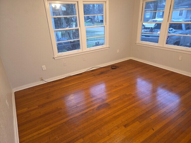 Building Photo - Welcome Home!