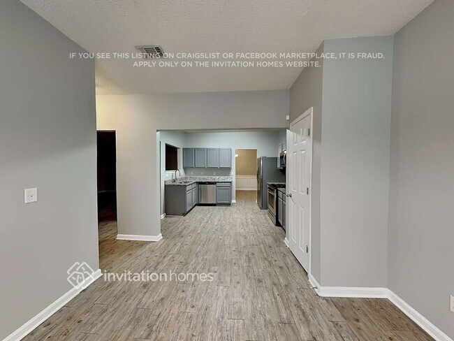 Foto del edificio - 170 Stillwood Dr