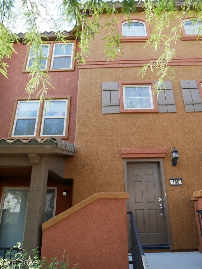 Foto del edificio - 4650 Ranch House Rd