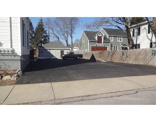 Primary Photo - 19 Estes St