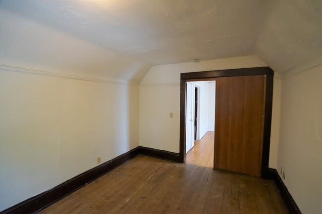Building Photo - 345 W Doty St