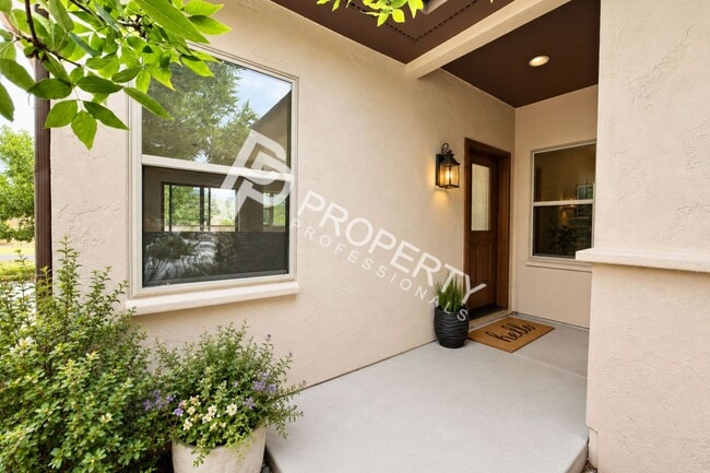Foto del edificio - 94 Castle Ridge Dr