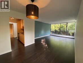 Building Photo - 9320 Parksville Dr