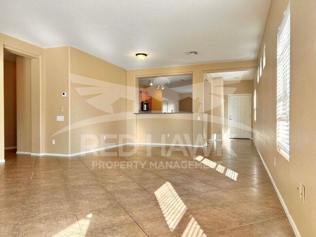 Foto del edificio - 5329 W Glass Ln