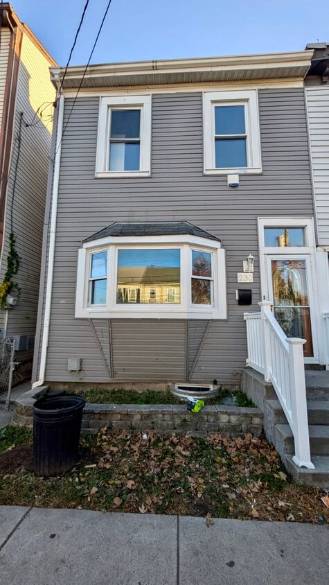 Foto principal - 230 Mercer St