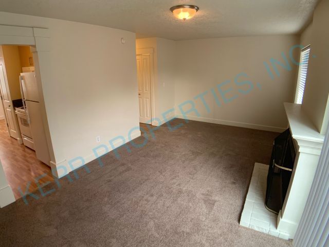Building Photo - 7835 SE 92nd Ave