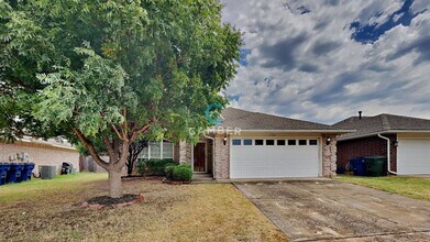 Building Photo - 21886 Pioneer Cir