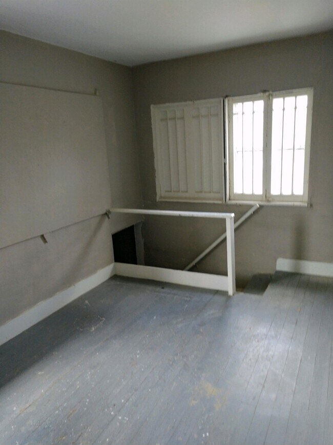 Foto del edificio - 29 E Kingman Ave