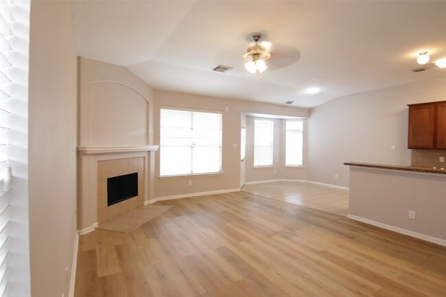 Building Photo - 2635 Jade Forest Ln