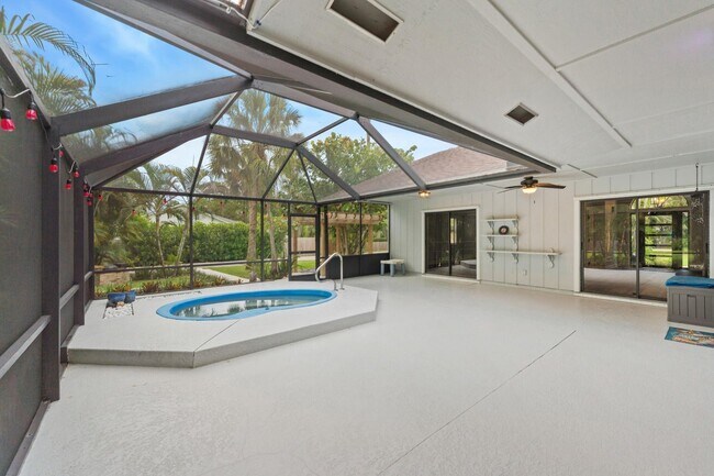 Building Photo - 15833 118th Trail N