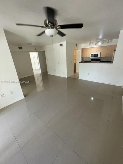 Foto del edificio - 4271 San Marino Blvd