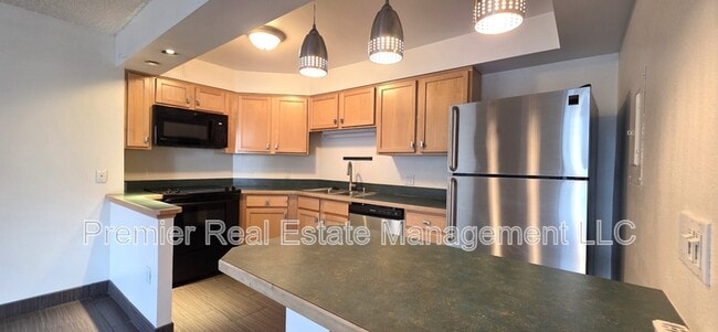 Building Photo - 1625 Larimer St