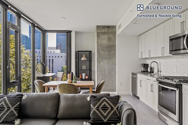 Foto del edificio - 704 Spring St