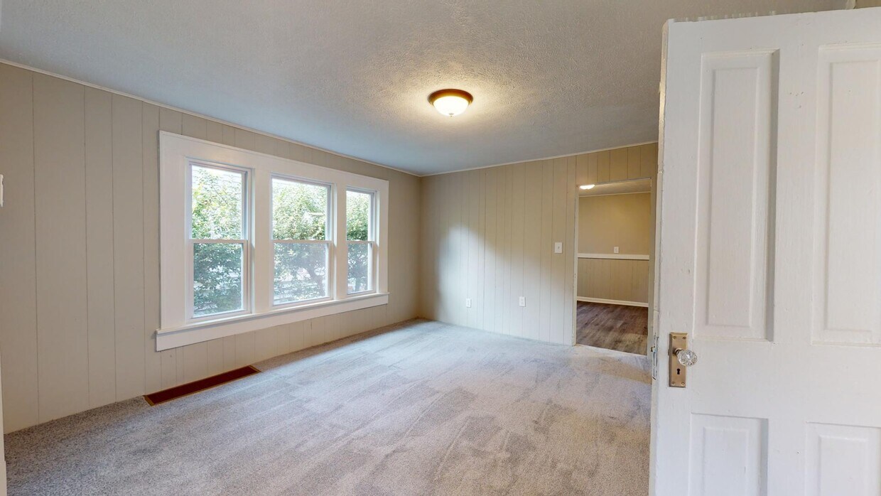 Foto principal - 7804 Elton Ave