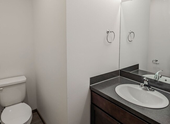 Foto del edificio - 4712 88th St NE