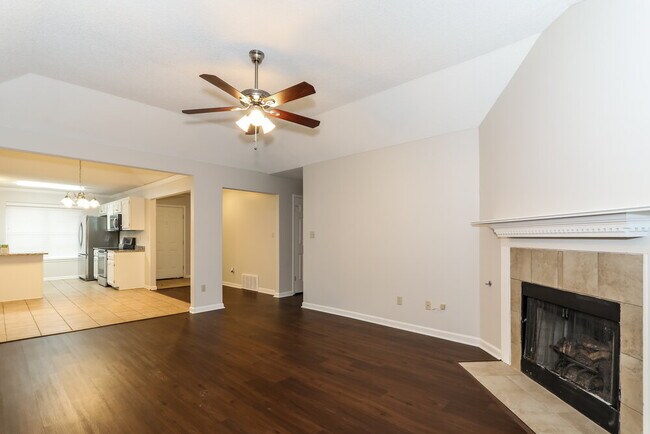 Foto del edificio - 8980 Fulton Ln