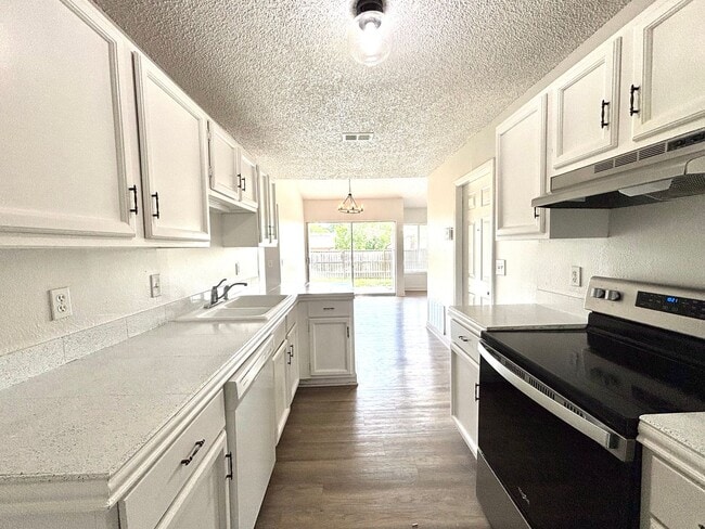 Foto del edificio - 8417 7th St