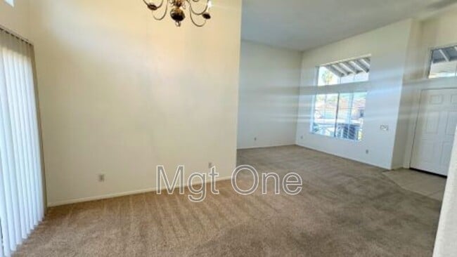 Foto del edificio - 2968 Coral St