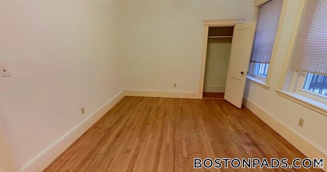 Building Photo - 24 Westland Ave