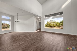 Building Photo - 118 Cap Rock