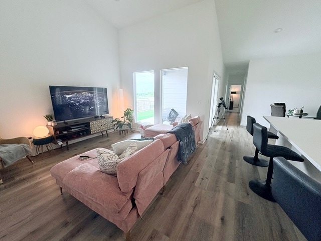 Building Photo - 5290 Pinecrest Ct N