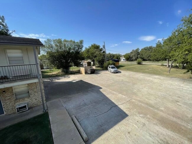 Foto del edificio - 1502 NW Kingsbury Ave