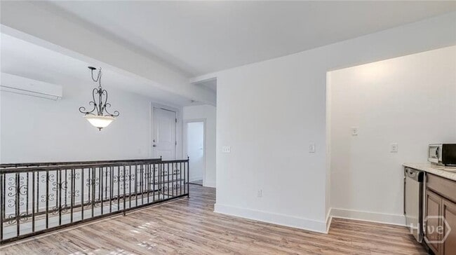 Building Photo - 508 E Liberty