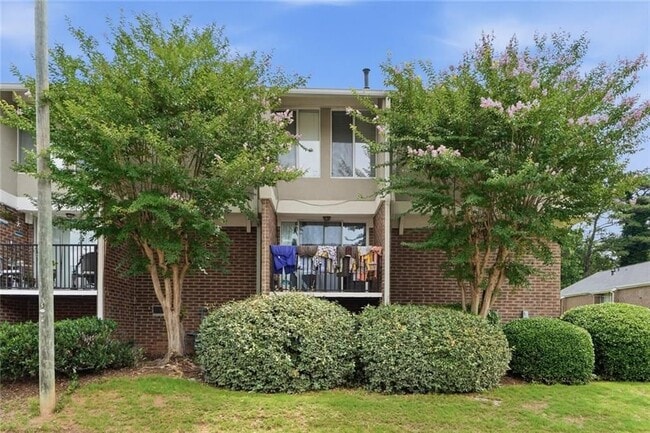 Building Photo - 3301 Henderson Mill Rd