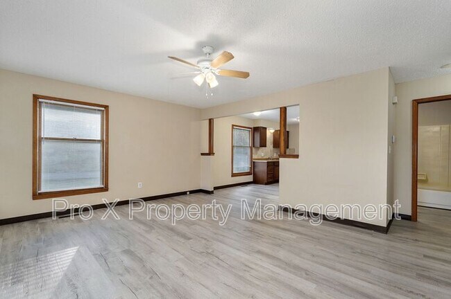 Foto del edificio - 753 S Campbell