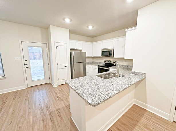 Foto del edificio - 13823 Enzo Gate