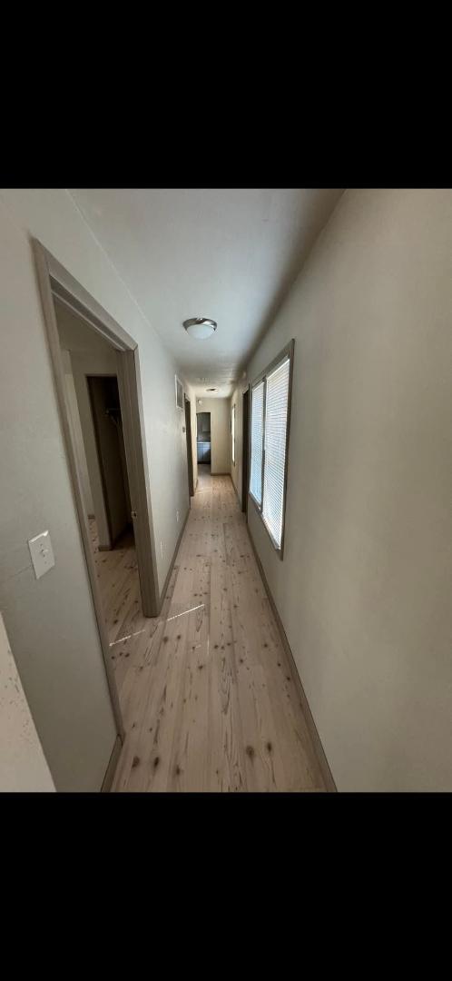 Foto del edificio - 702 E 2nd St