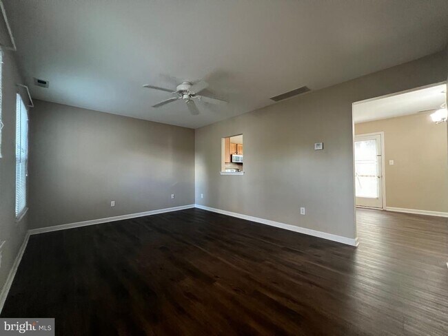 Foto del edificio - 174 Birch Hollow Dr