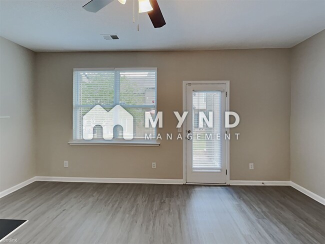 Building Photo - 3 br, 2.5 bath Townhome - 1721 Bayrose Cir