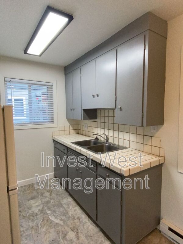 Foto del edificio - 1620-1611 11th Ave