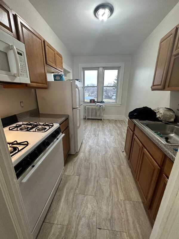 35 E Tryon Ave Unit 12, Teaneck, NJ 07666 Apartment for Rent in