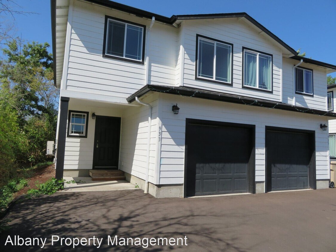 Foto principal - 4 br, 2.5 bath House - 933 Wassom St