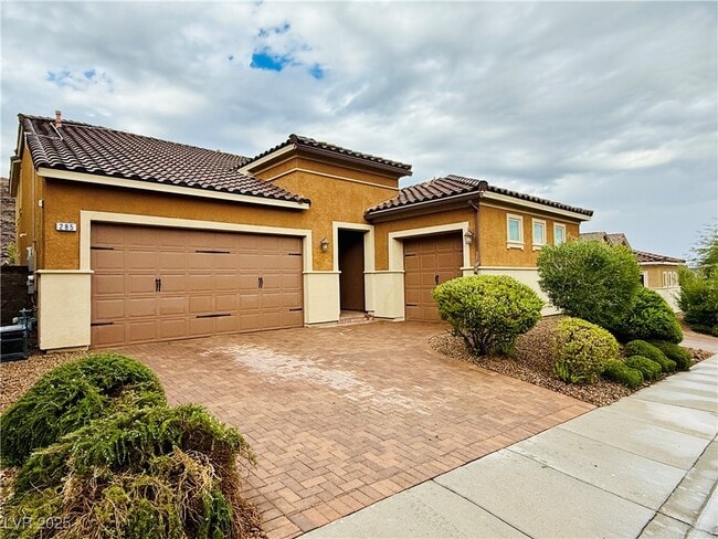 Foto del edificio - 285 Mandarin Hill Ln