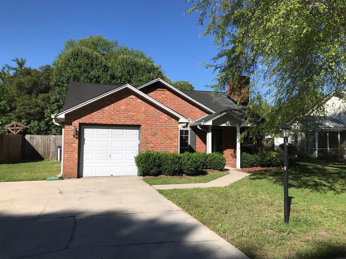 Primary Photo - 1368 Thayer Hall Dr