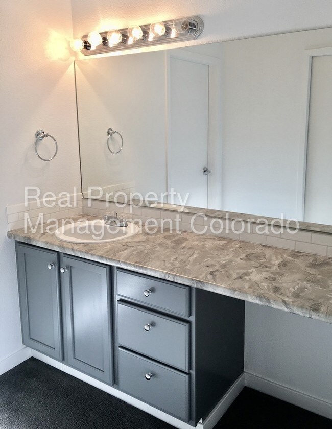 Foto del edificio - 2525 15th St
