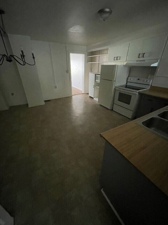 Foto del edificio - Clear Spring Apartment